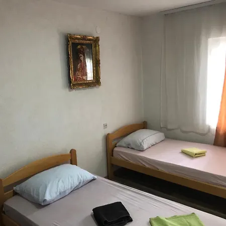 Star Hostel *